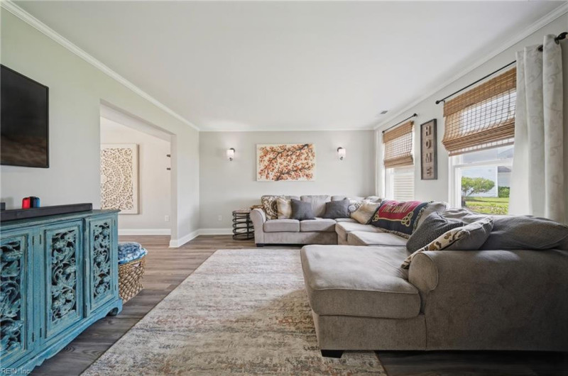 Photo 9 of 39 residential for sale in Virginia Beach virginia