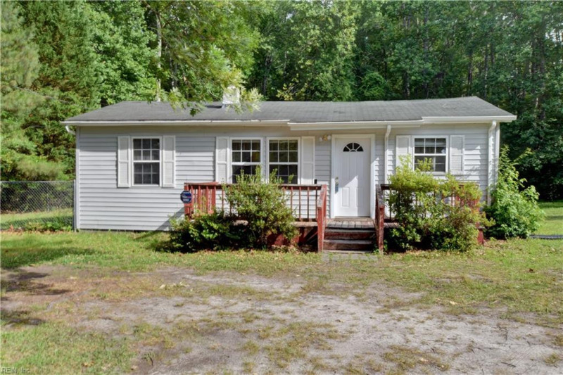 Photo 2 of 27 residential for sale in Suffolk virginia