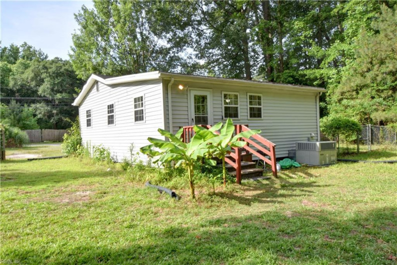 Photo 26 of 27 residential for sale in Suffolk virginia