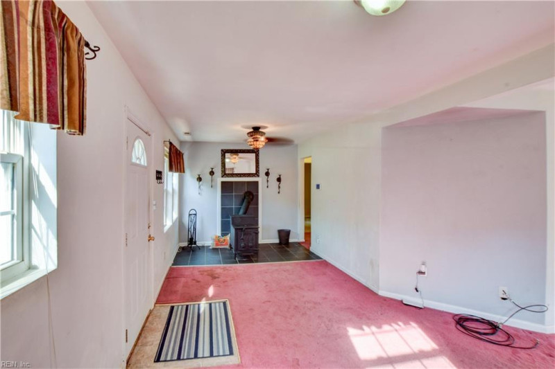 Photo 9 of 27 residential for sale in Suffolk virginia