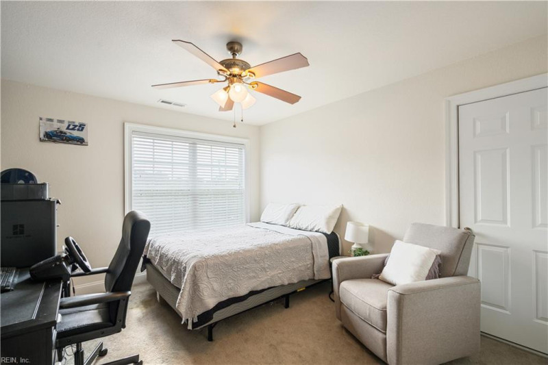 Photo 29 of 40 residential for sale in Suffolk virginia