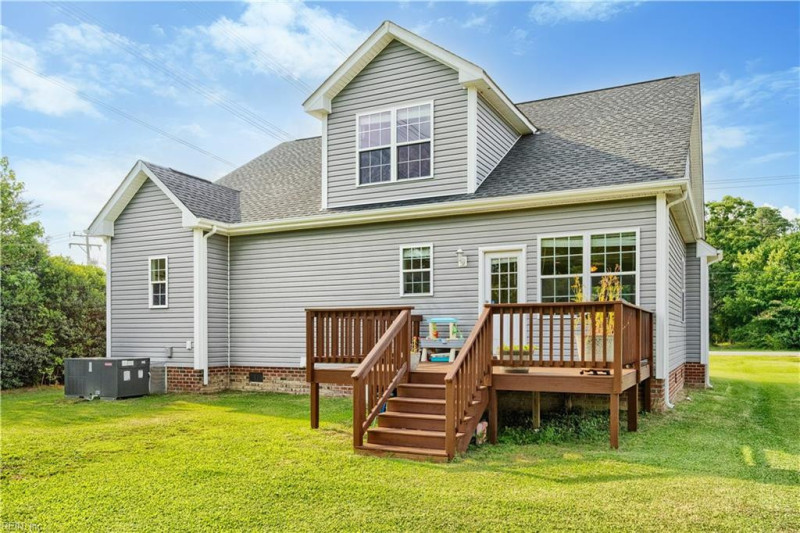Photo 33 of 40 residential for sale in Suffolk virginia