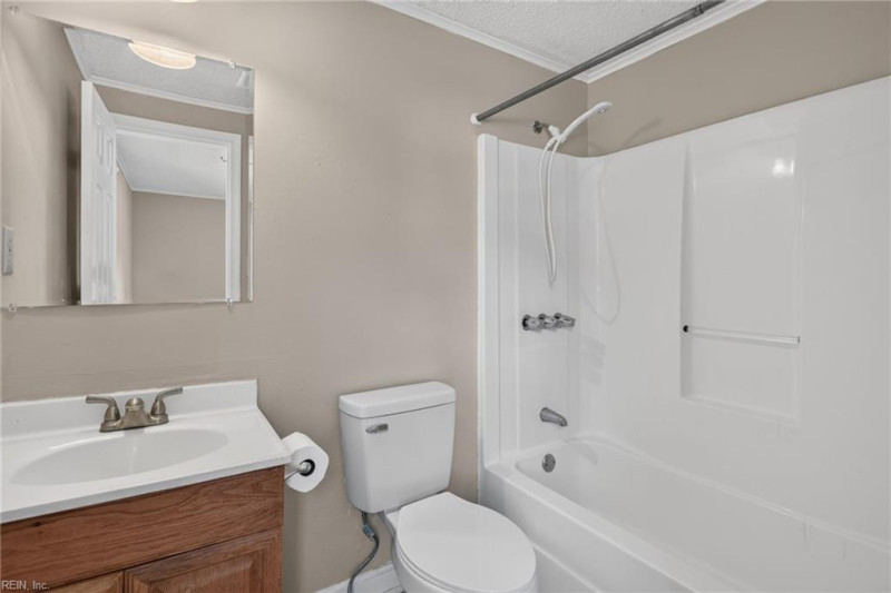 Photo 20 of 30 residential for sale in York County virginia