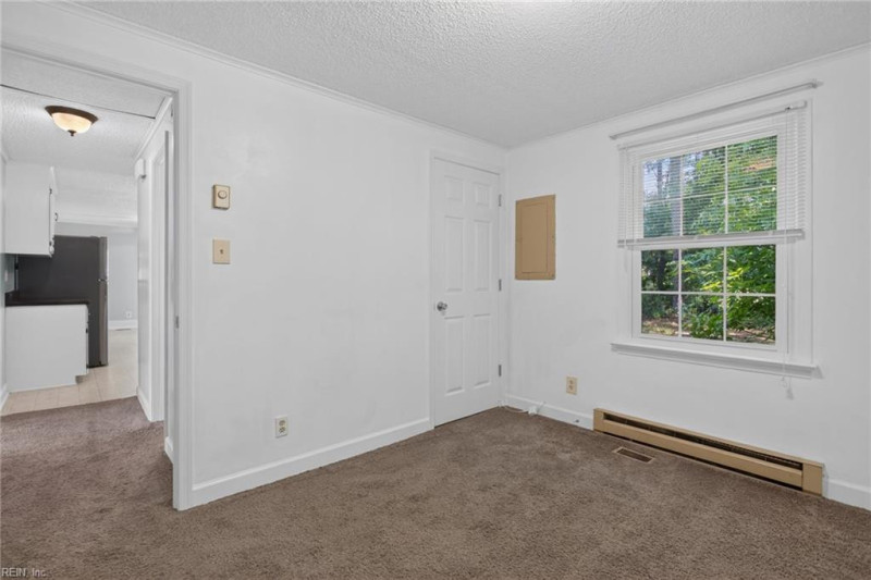 Photo 26 of 30 residential for sale in York County virginia