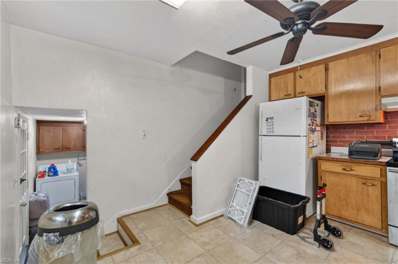 Photo 12 of 28 residential for sale in Hampton virginia
