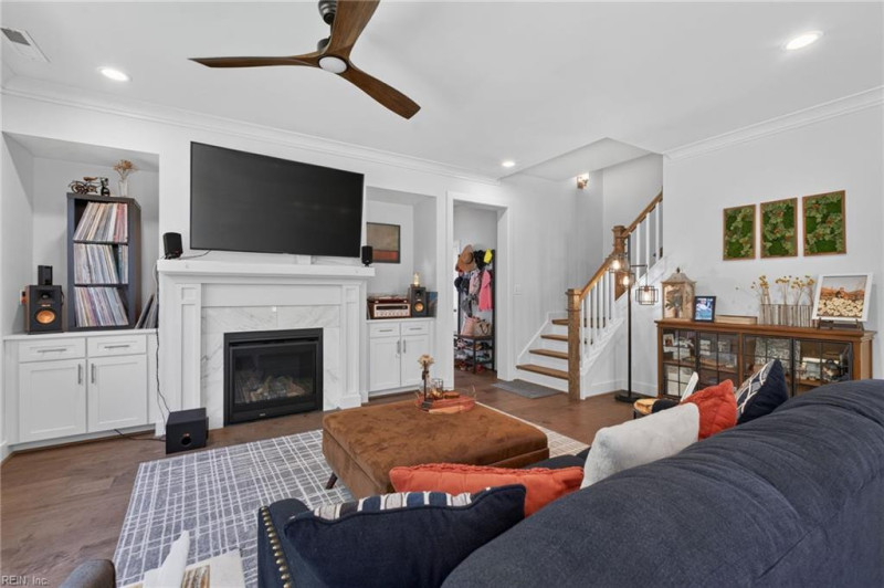 Photo 10 of 42 residential for sale in Virginia Beach virginia