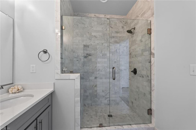 Photo 25 of 42 residential for sale in Virginia Beach virginia