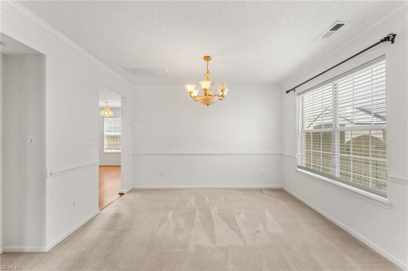 Photo 14 of 31 residential for sale in Newport News virginia