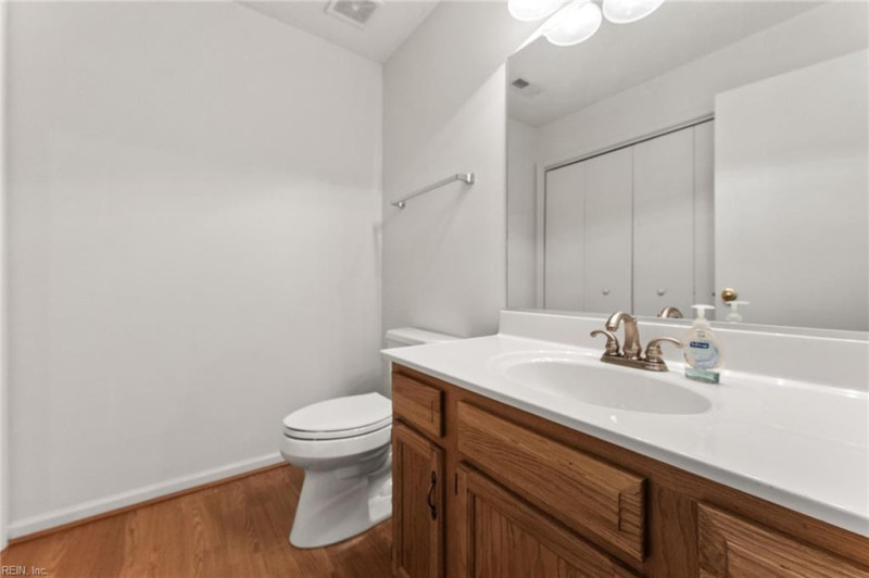 Photo 16 of 31 residential for sale in Newport News virginia