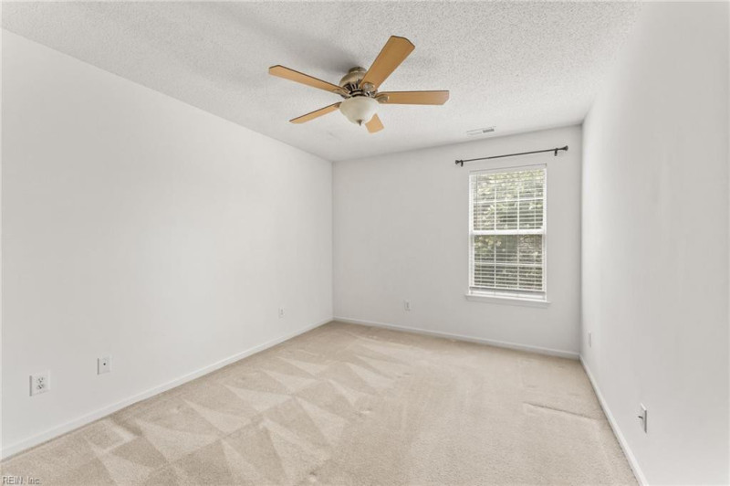 Photo 18 of 31 residential for sale in Newport News virginia