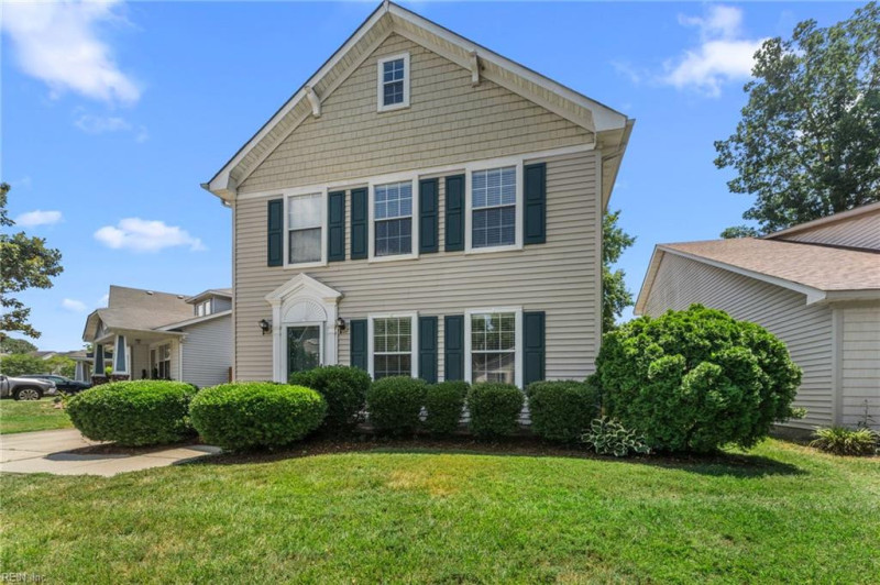 Photo 2 of 31 residential for sale in Newport News virginia