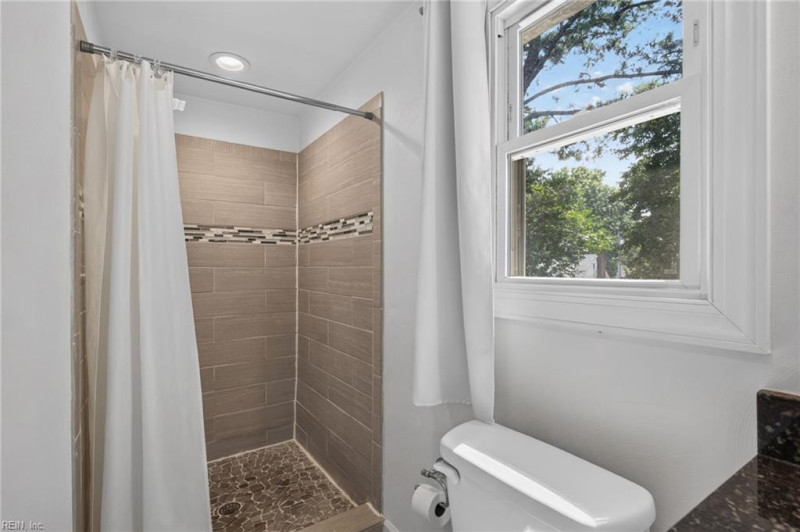 Photo 37 of 44 residential for sale in Norfolk virginia