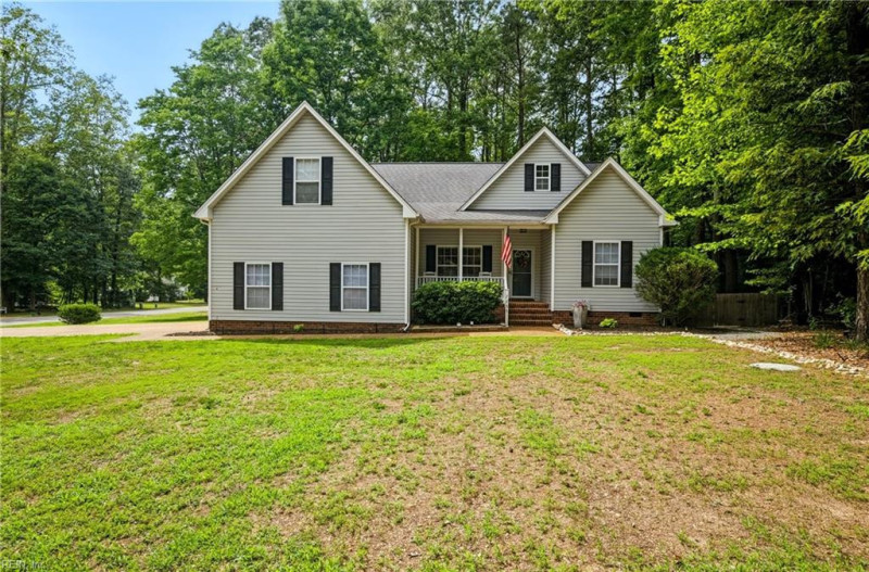 Photo 21 of 23 residential for sale in Gloucester County virginia