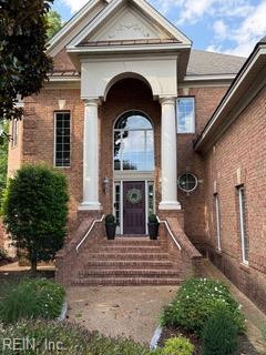 Photo 3 of 11 residential for sale in Suffolk virginia