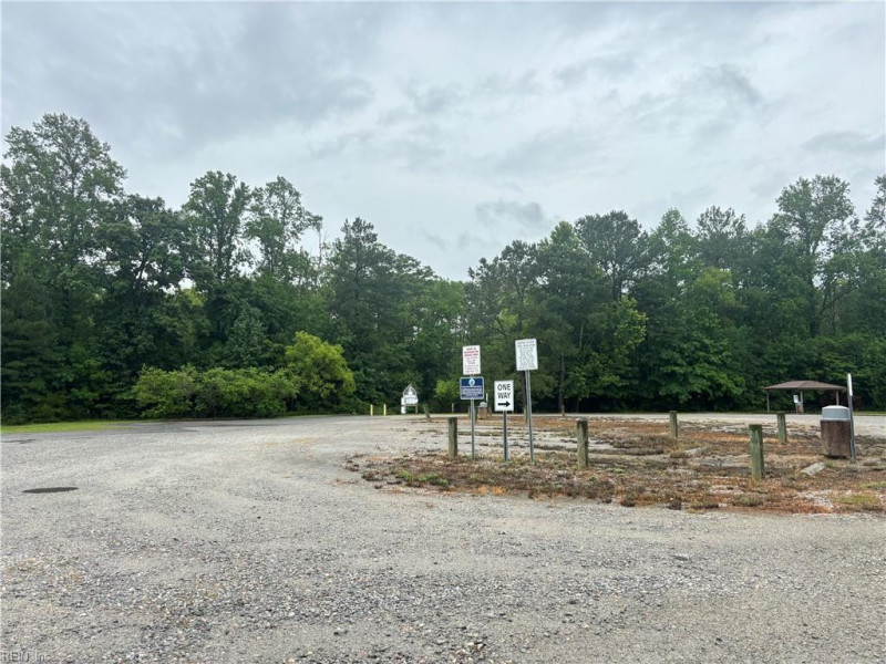 Photo 21 of 22 residential for sale in Moyock virginia