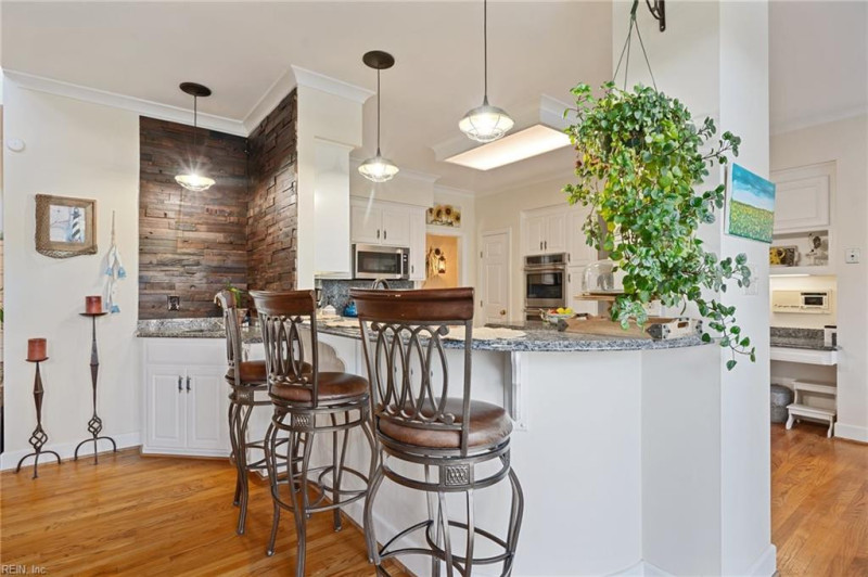 Photo 14 of 50 residential for sale in Virginia Beach virginia