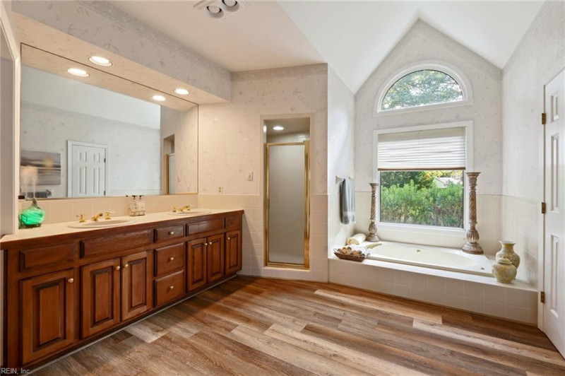 Photo 19 of 50 residential for sale in Virginia Beach virginia