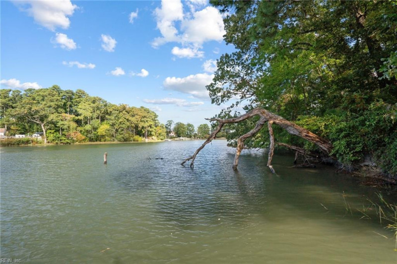 Photo 38 of 50 residential for sale in Virginia Beach virginia