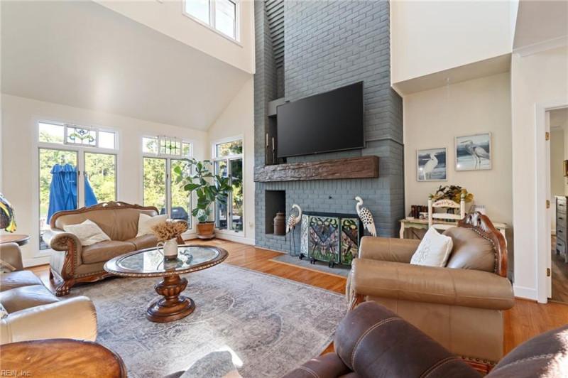 Photo 7 of 50 residential for sale in Virginia Beach virginia