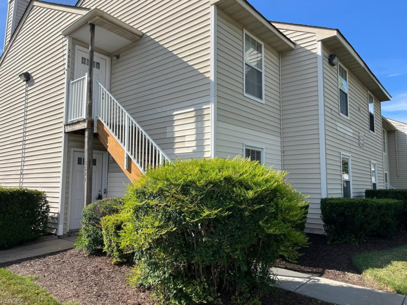 Photo 1 of 17 residential for sale in Virginia Beach virginia