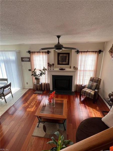 Photo 17 of 40 residential for sale in Suffolk virginia