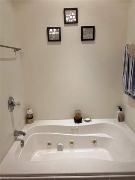 Photo 29 of 40 residential for sale in Suffolk virginia