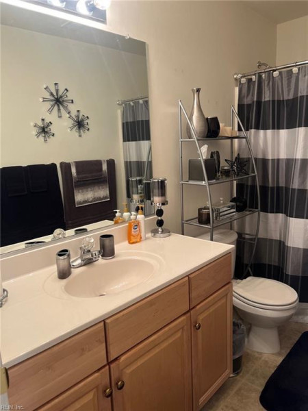 Photo 38 of 40 residential for sale in Suffolk virginia