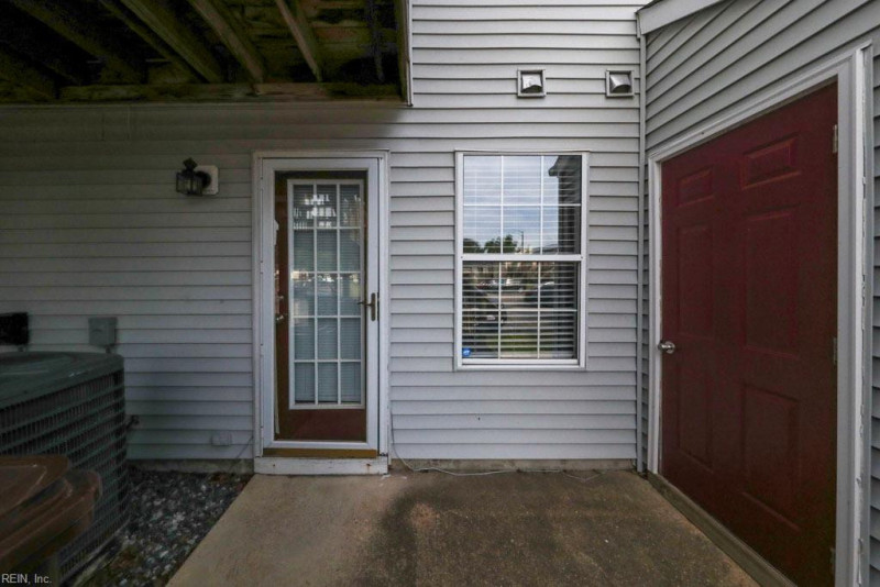 Photo 2 of 35 residential for sale in Chesapeake virginia Photo 2 of 35 residential for sale in Chesapeake virginia