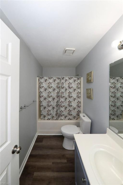 Photo 21 of 35 residential for sale in Chesapeake virginia Photo 21 of 35 residential for sale in Chesapeake virginia