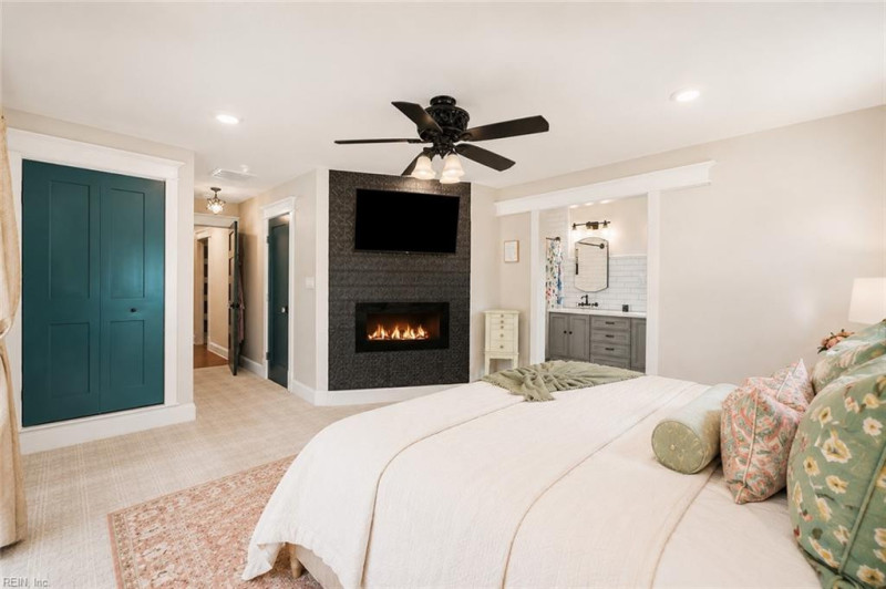 Photo 11 of 35 residential for sale in Virginia Beach virginia