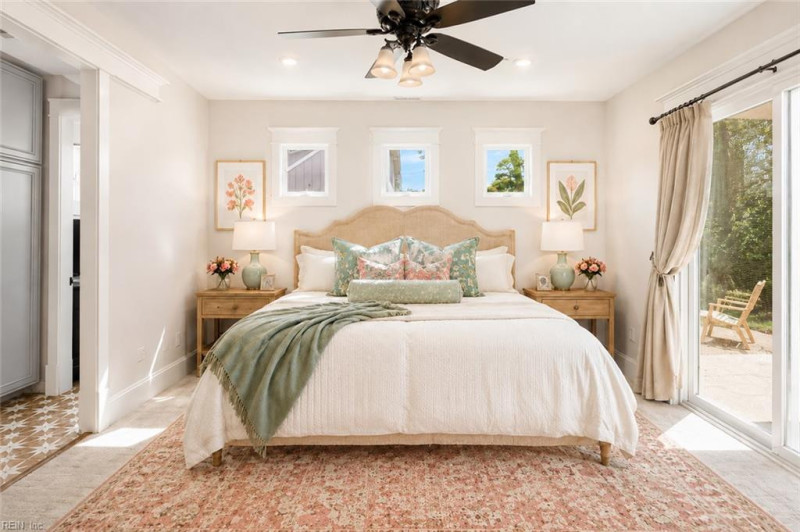 Photo 12 of 35 residential for sale in Virginia Beach virginia