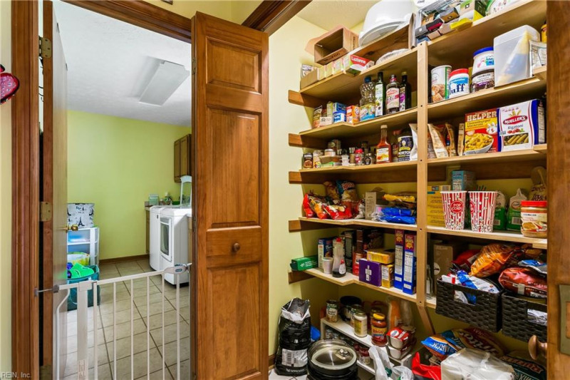 Photo 24 of 44 residential for sale in Hampton virginia