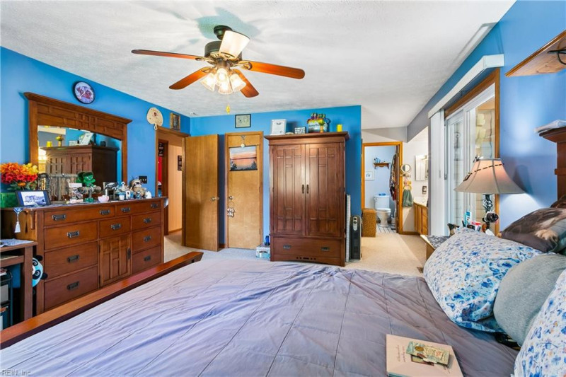 Photo 27 of 44 residential for sale in Hampton virginia