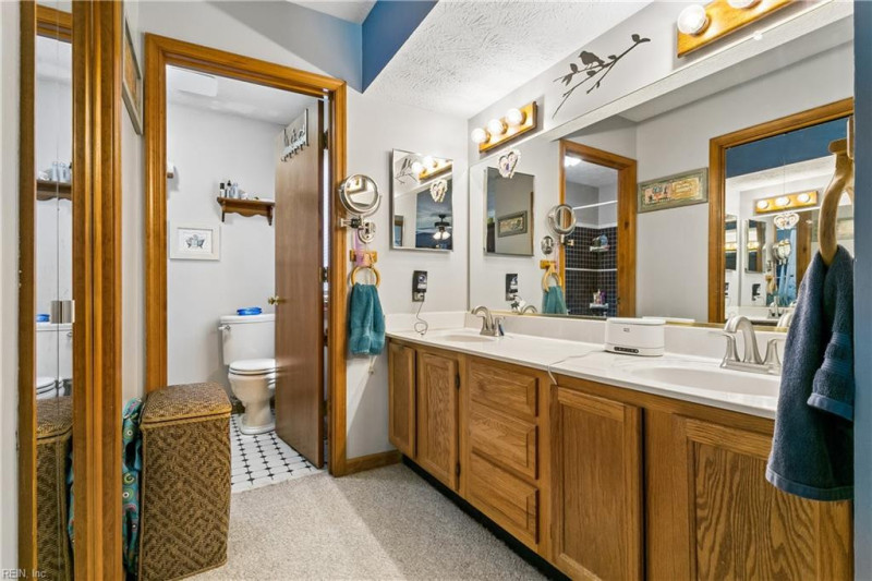 Photo 28 of 44 residential for sale in Hampton virginia