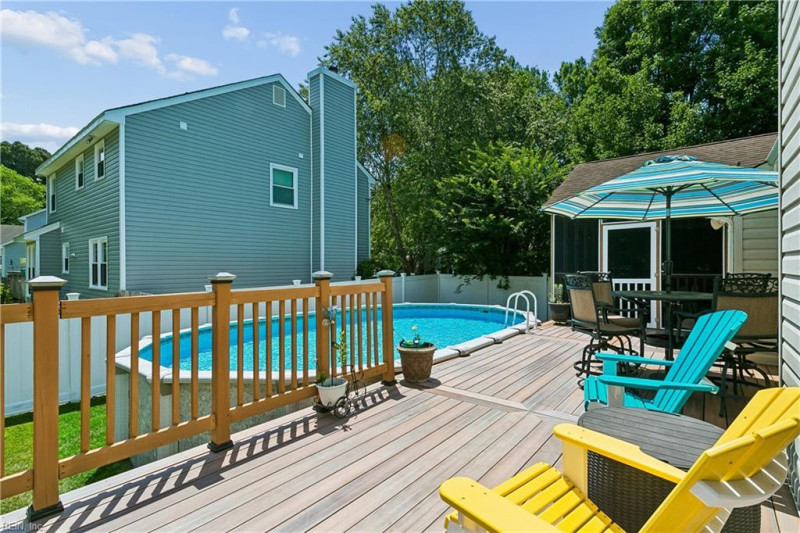 Photo 3 of 44 residential for sale in Hampton virginia