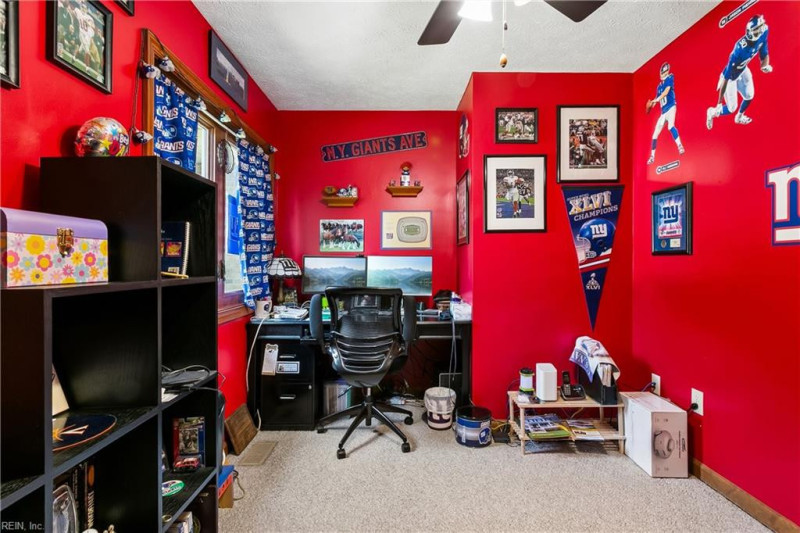 Photo 32 of 44 residential for sale in Hampton virginia