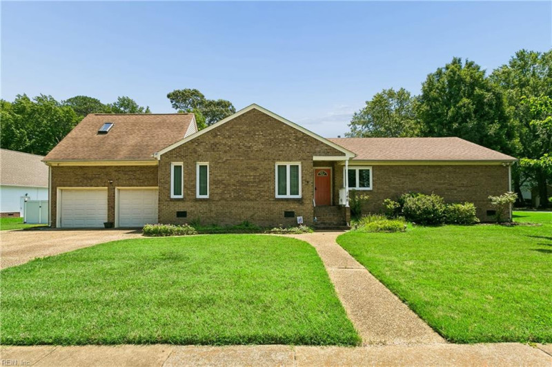 Photo 5 of 44 residential for sale in Hampton virginia