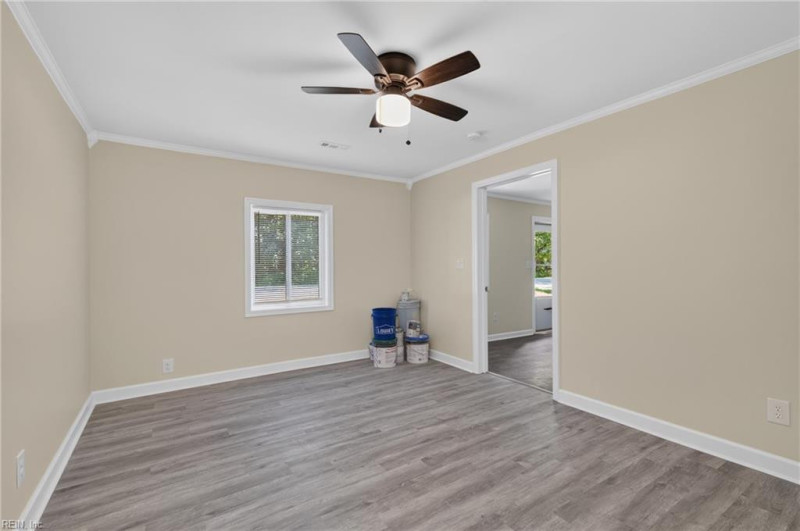 Photo 13 of 39 residential for sale in Hampton virginia