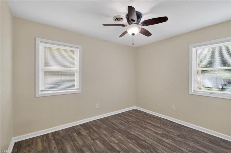 Photo 22 of 39 residential for sale in Hampton virginia