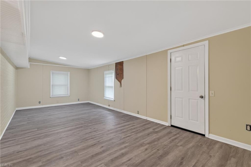 Photo 34 of 39 residential for sale in Hampton virginia