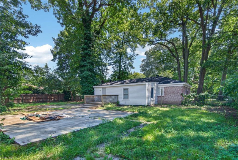 Photo 36 of 39 residential for sale in Hampton virginia