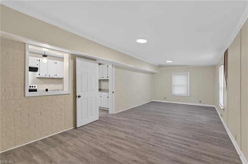 Photo 5 of 39 residential for sale in Hampton virginia