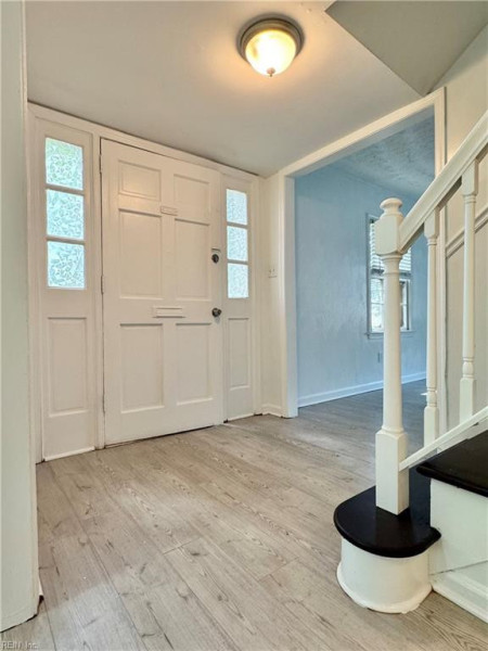 Photo 3 of 19 residential for sale in Newport News virginia Photo 3 of 19 residential for sale in Newport News virginia
