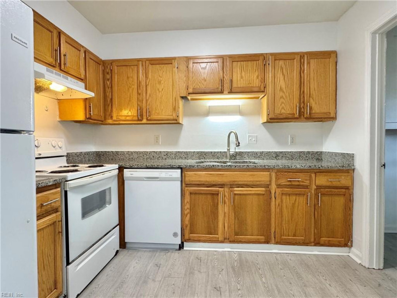 Photo 7 of 19 residential for sale in Newport News virginia Photo 7 of 19 residential for sale in Newport News virginia