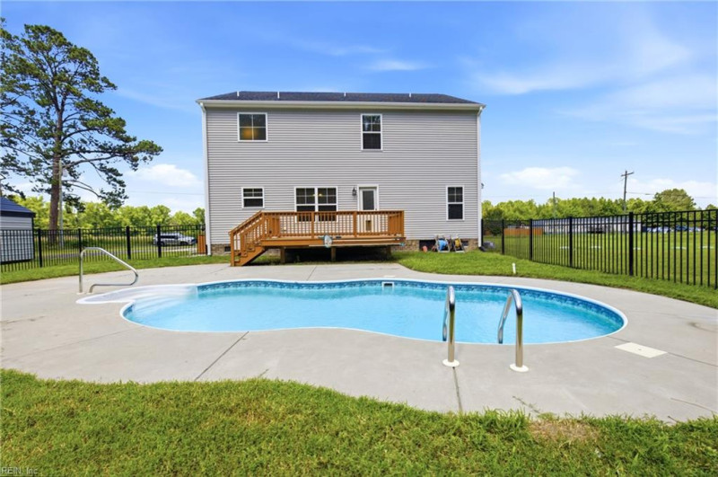 Photo 47 of 50 residential for sale in Suffolk virginia Photo 47 of 50 residential for sale in Suffolk virginia