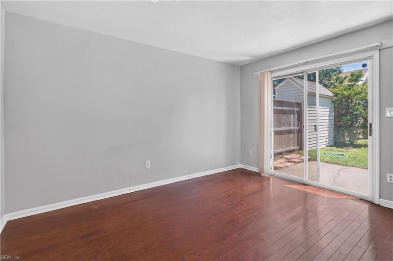 Photo 17 of 39 residential for sale in Virginia Beach virginia