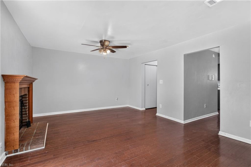 Photo 20 of 39 residential for sale in Virginia Beach virginia