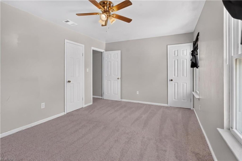 Photo 34 of 39 residential for sale in Virginia Beach virginia