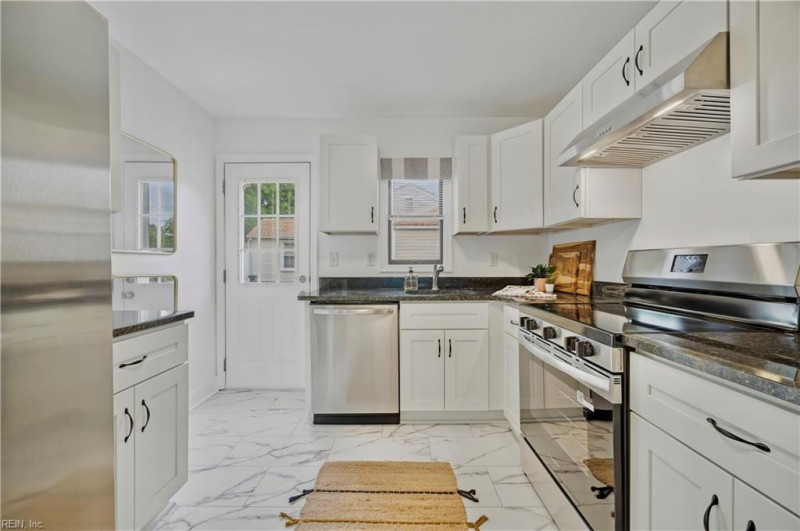 Photo 6 of 31 residential for sale in Norfolk virginia Photo 6 of 31 residential for sale in Norfolk virginia