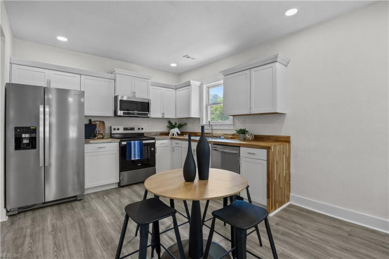 Photo 7 of 18 residential for sale in Norfolk virginia Photo 7 of 18 residential for sale in Norfolk virginia